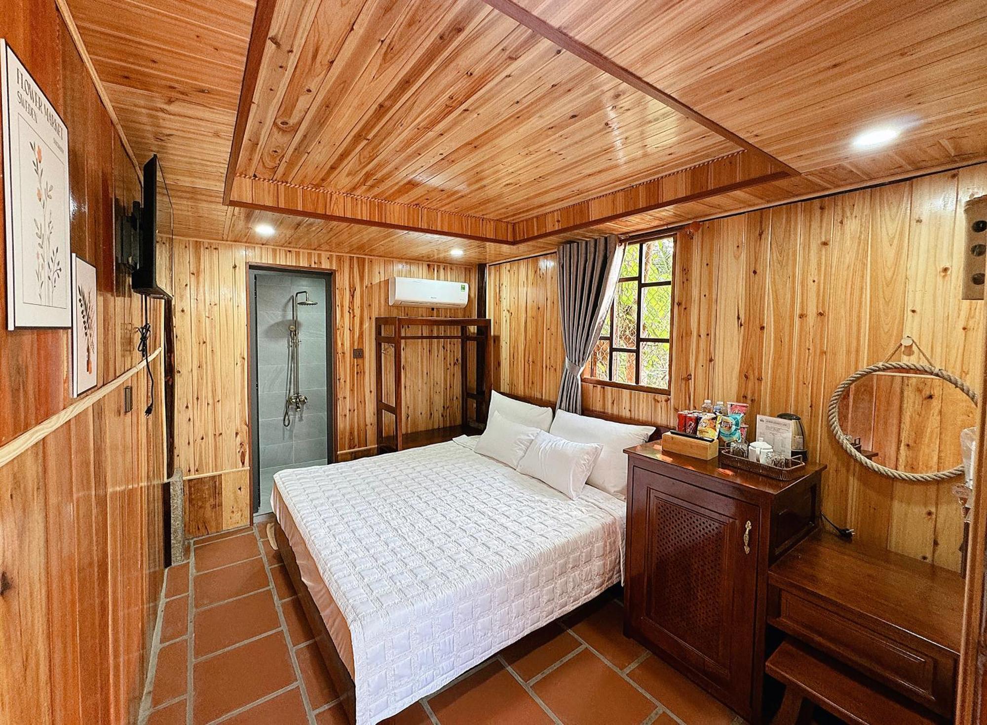 Kara Homestay & Cafe Кан То Екстериор снимка
